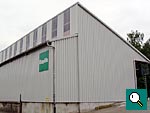 Hallensanierung mit Trapezblech und Lichtplatten